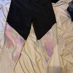 Large yoga high rise leggings